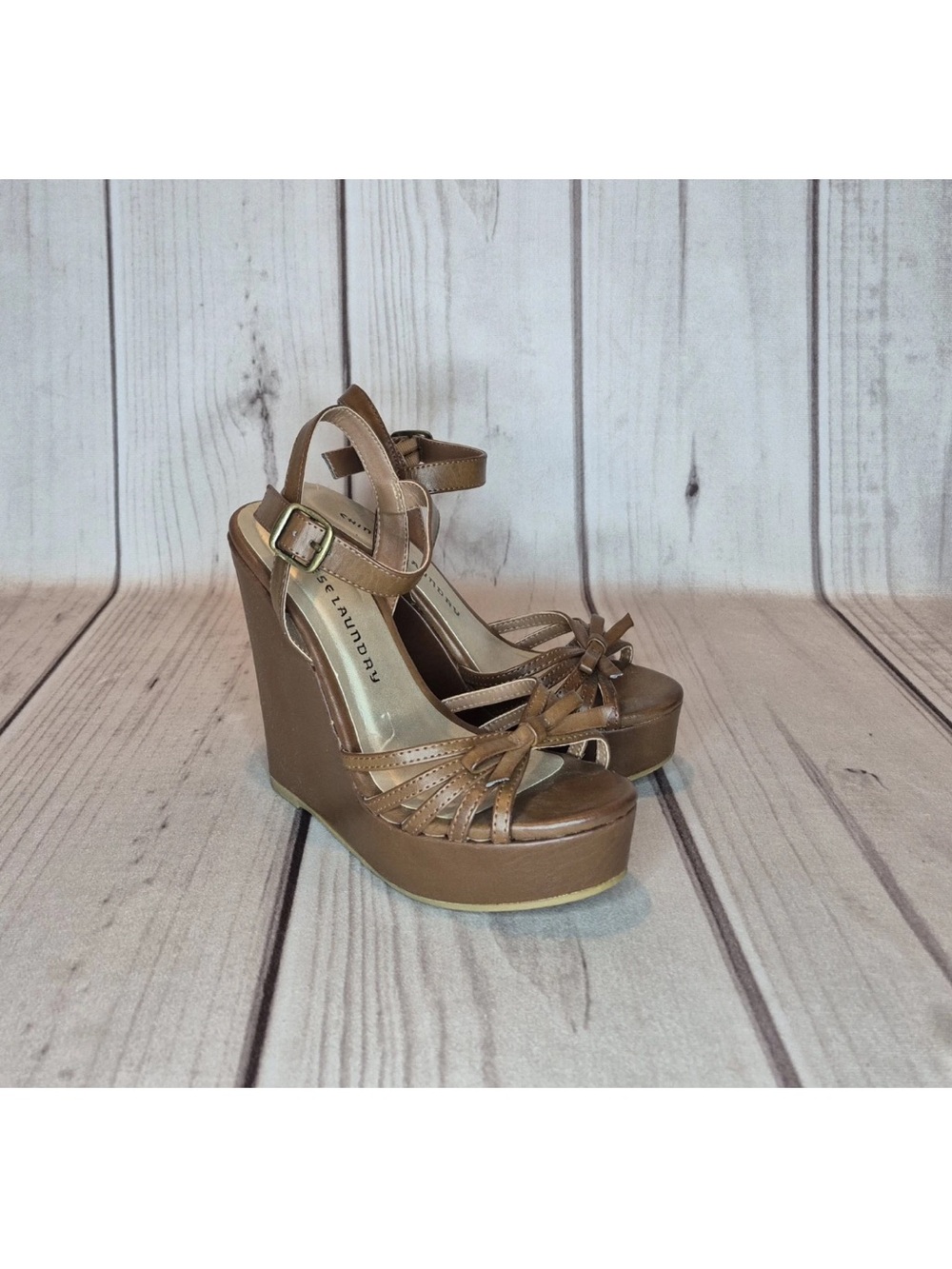 Chinese Laundry Women's Size 6 Brown Faux Leather 5 Inch Wedge Heel Sandals Bow